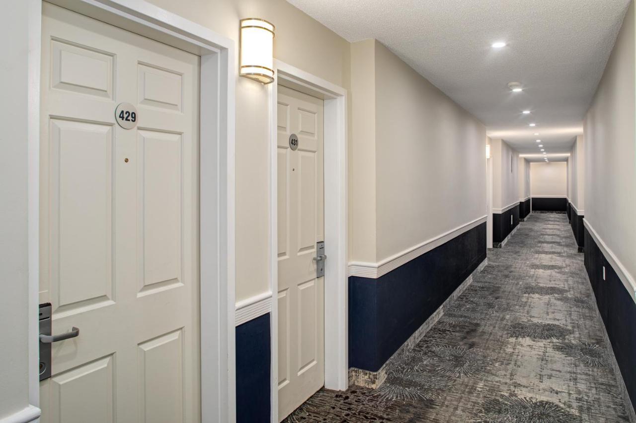 Hotel Travelodge By Wyndham 3*