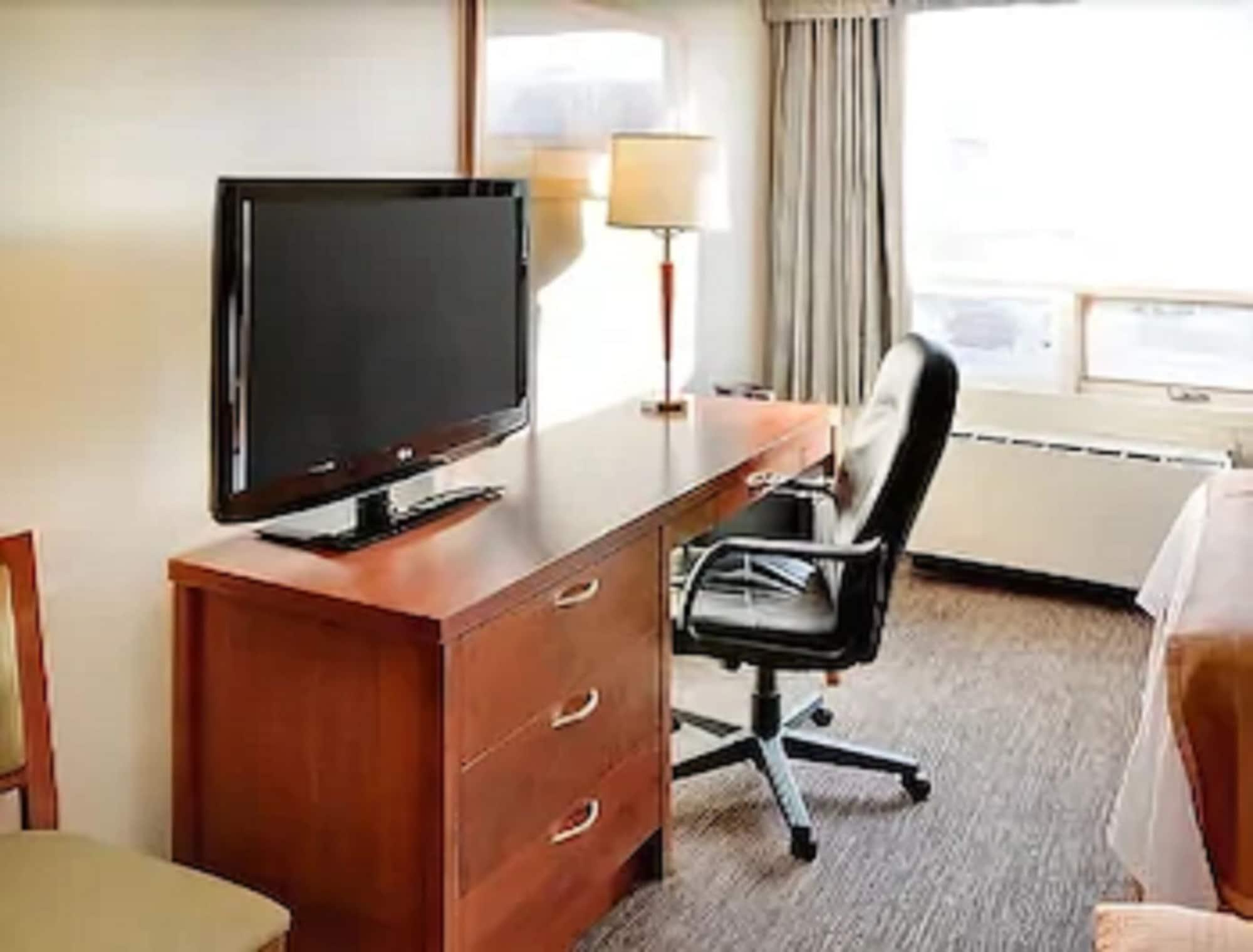 Travelodge By Wyndham Hotel 3*